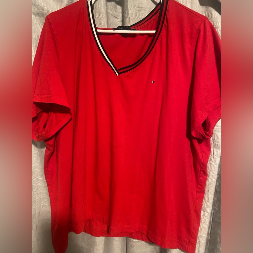 Plus size 2x shirt Tommy Hilfiger